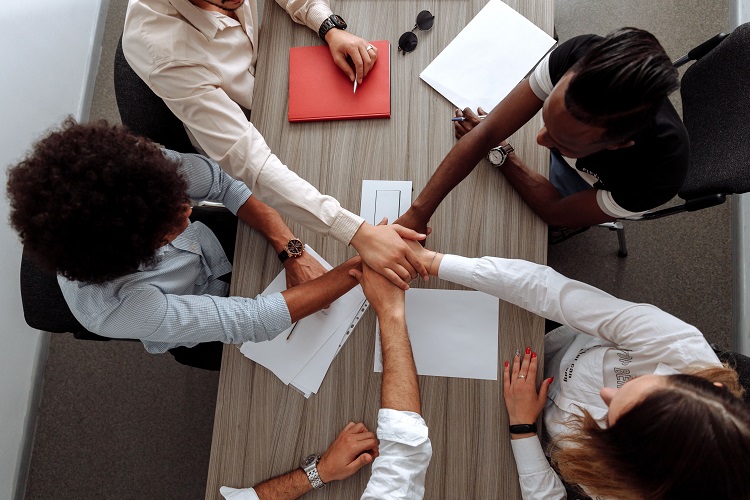 How Small Businesses Can Benefit From Local Partnerships